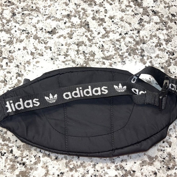 Adidas Fanny Pack - Picture 4 of 5